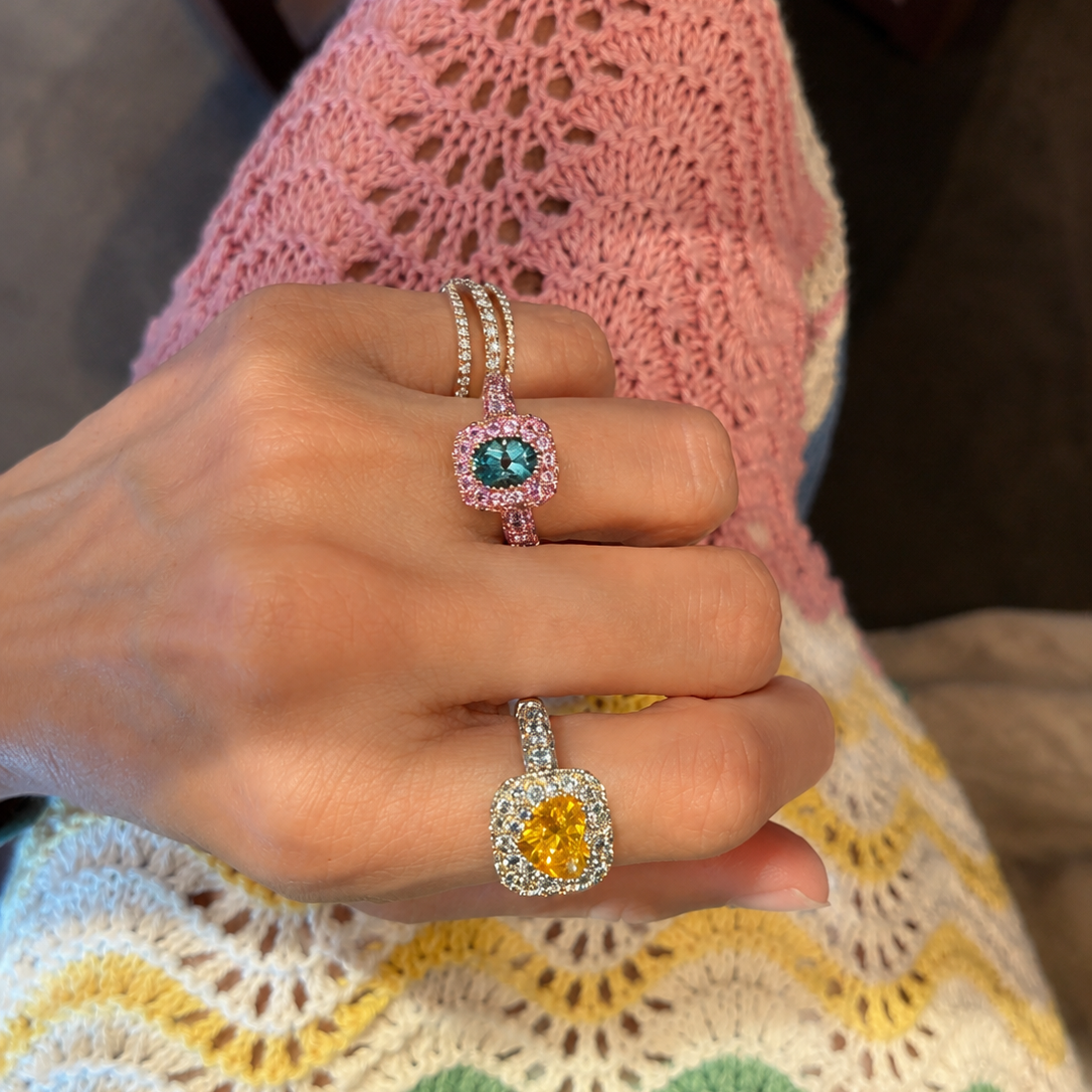 Color Clash Ring