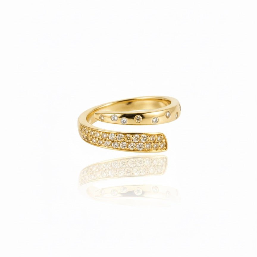 Pavé Scatttered Coil Ring